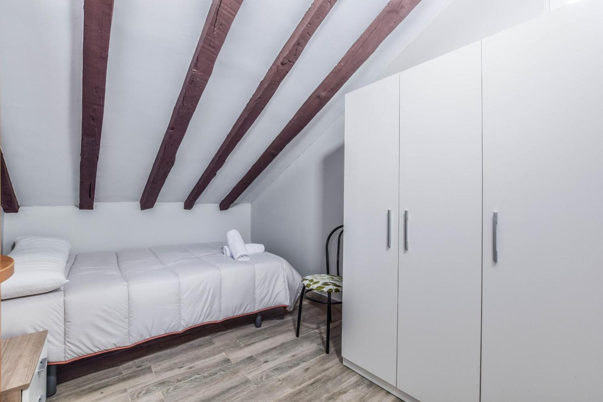 Atico Barrio De Letras Apartamento